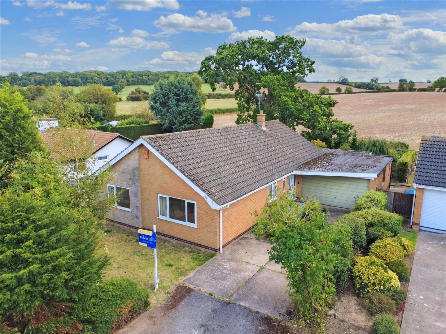 Pinfold Crescent, Woodborough, Nottingham