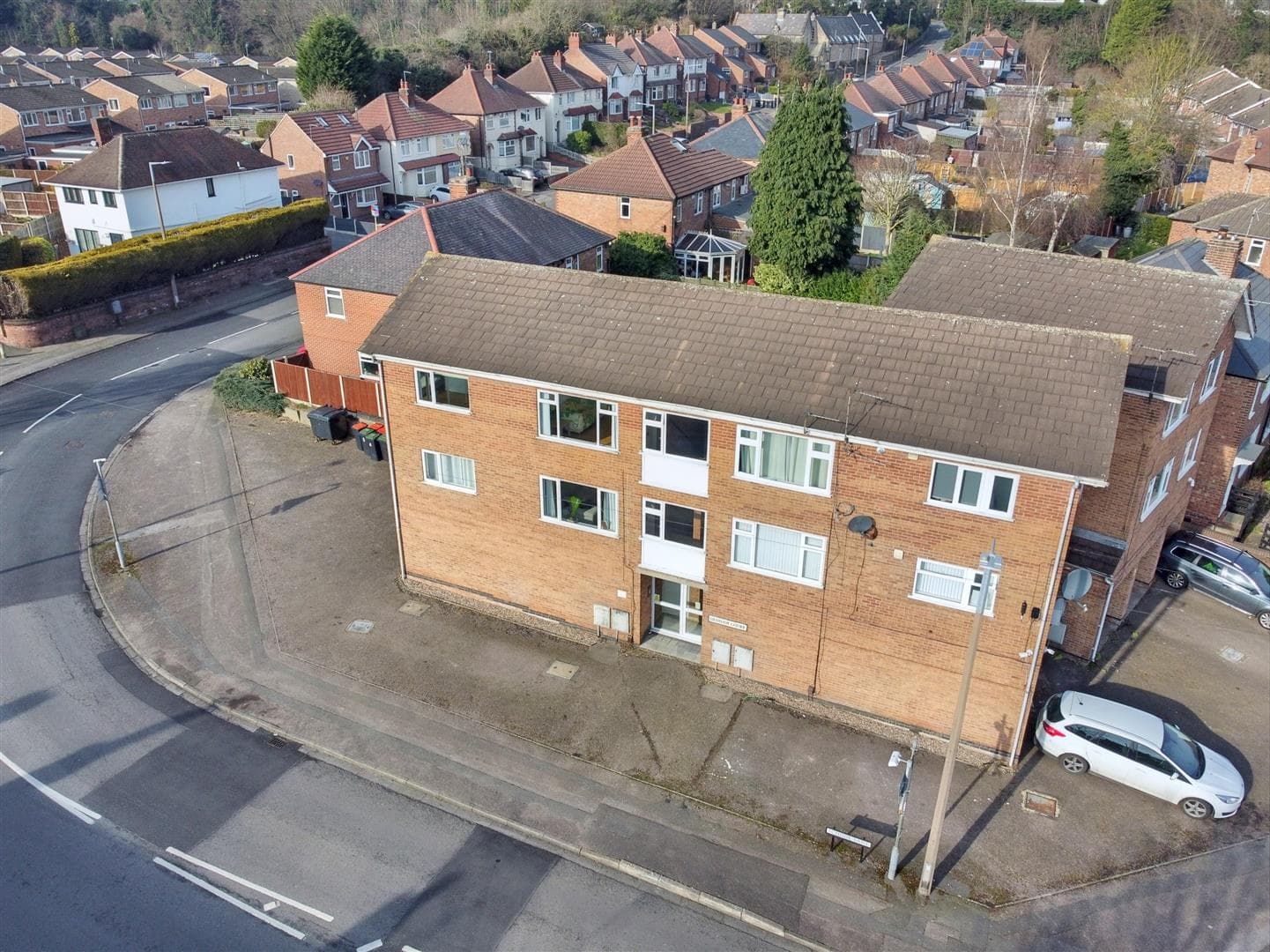 Oldham Court, School Lane