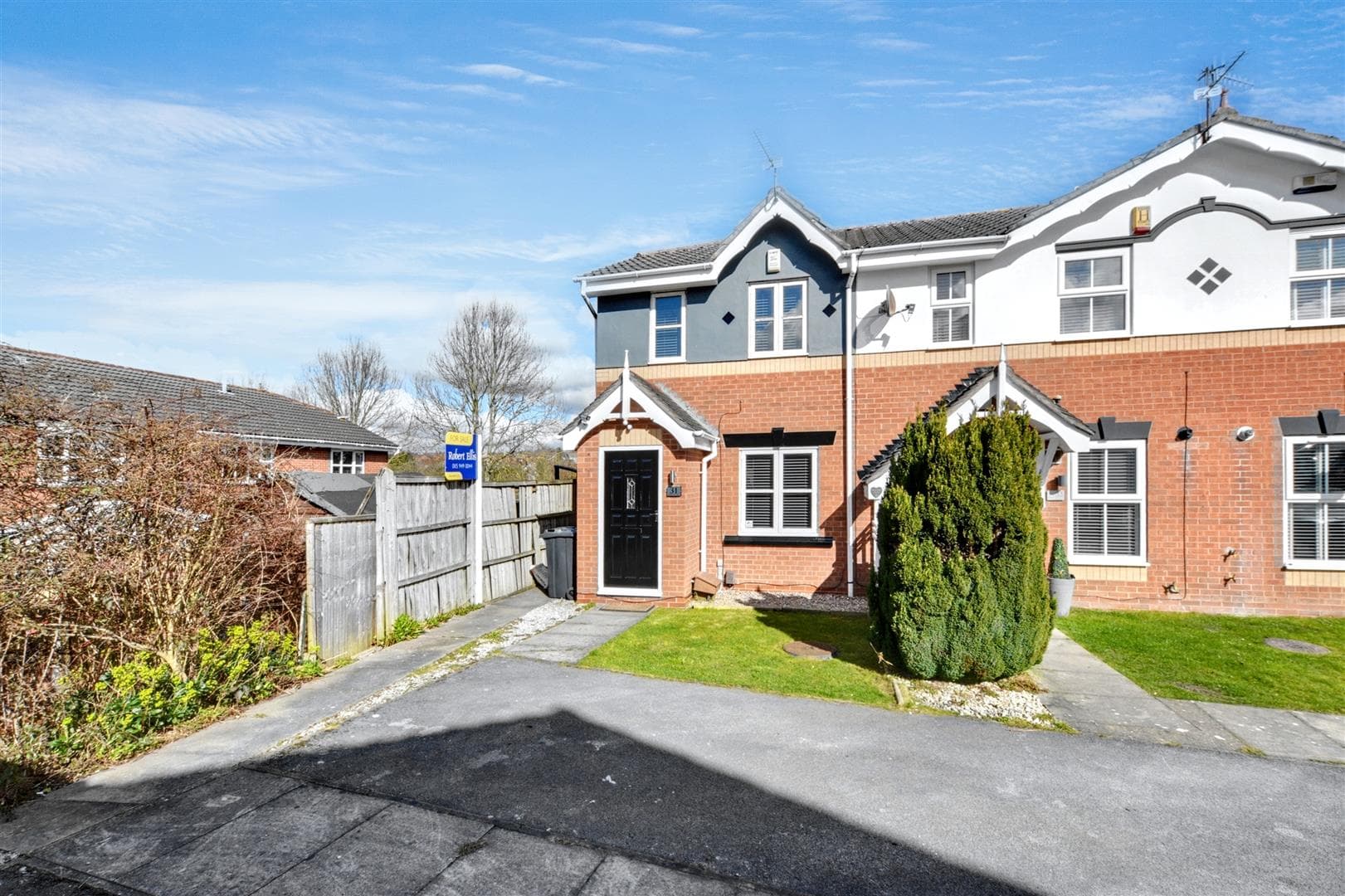 Eley Close, Shipley View