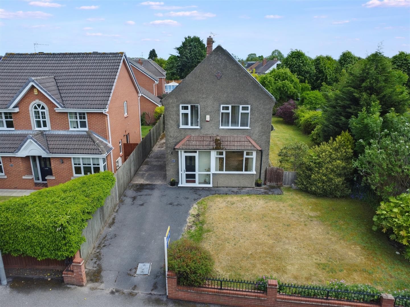 High Road, Toton