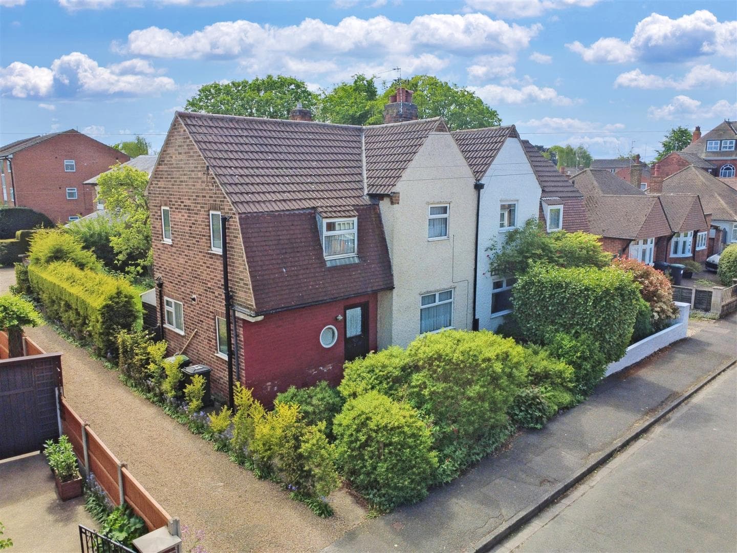 Linden Grove, Beeston