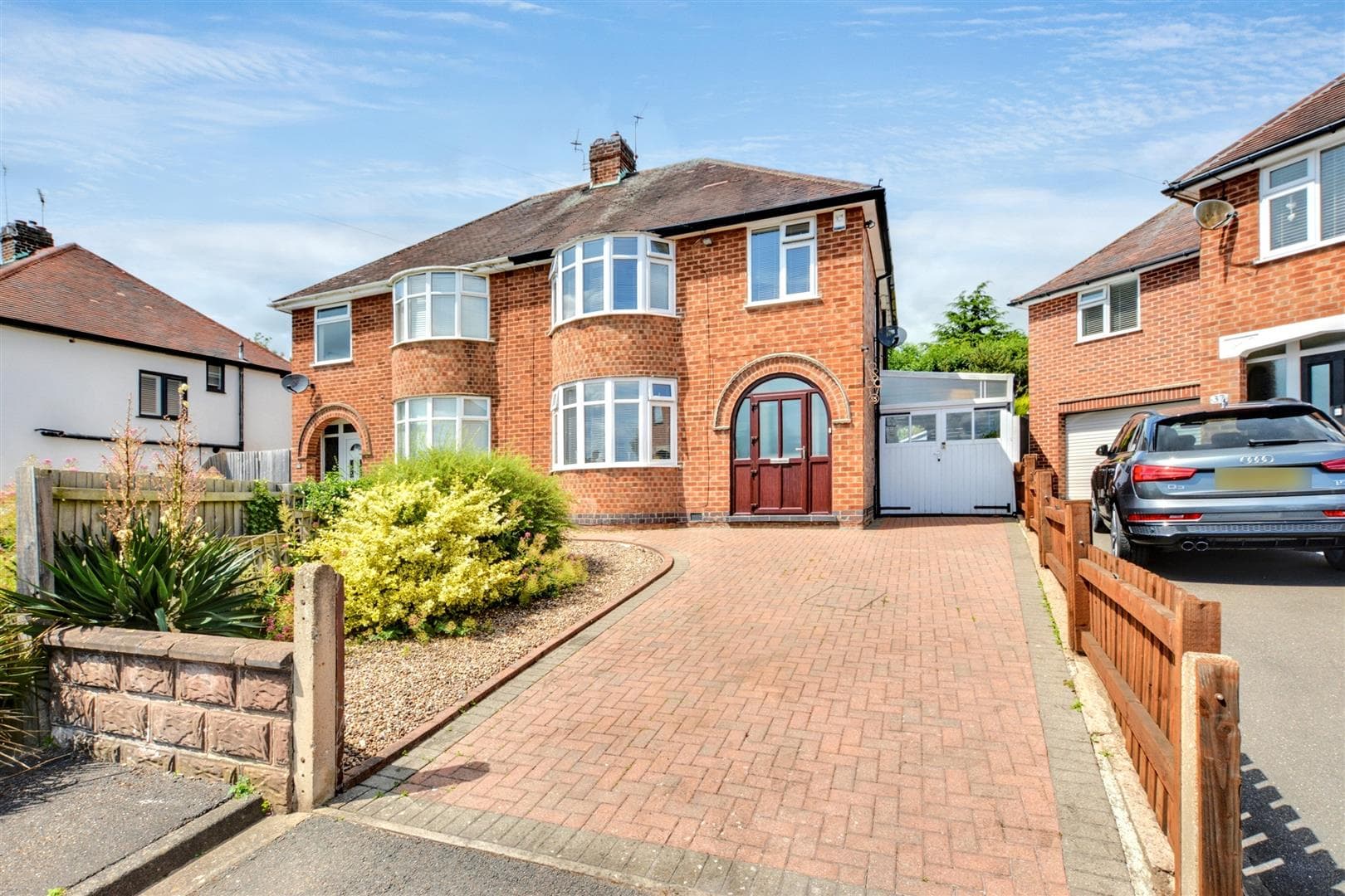 Banbury Avenue, Toton