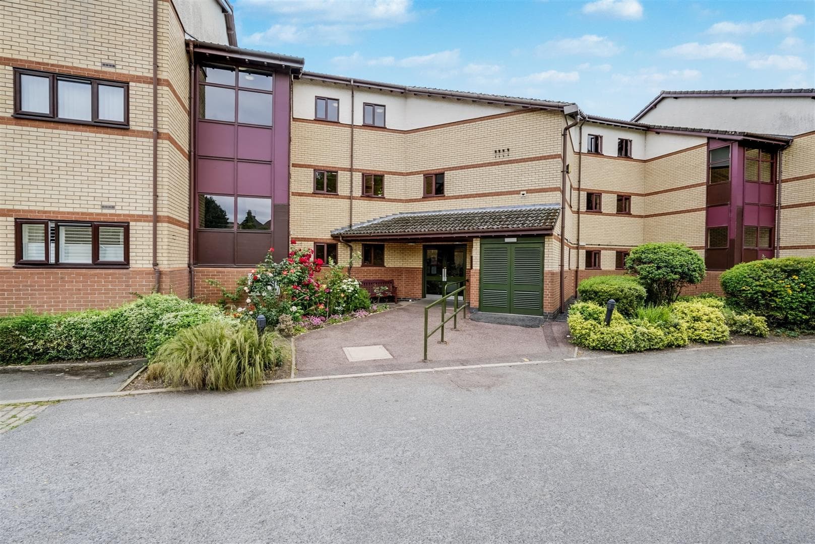 Sandby Court, Chilwell, Nottingham