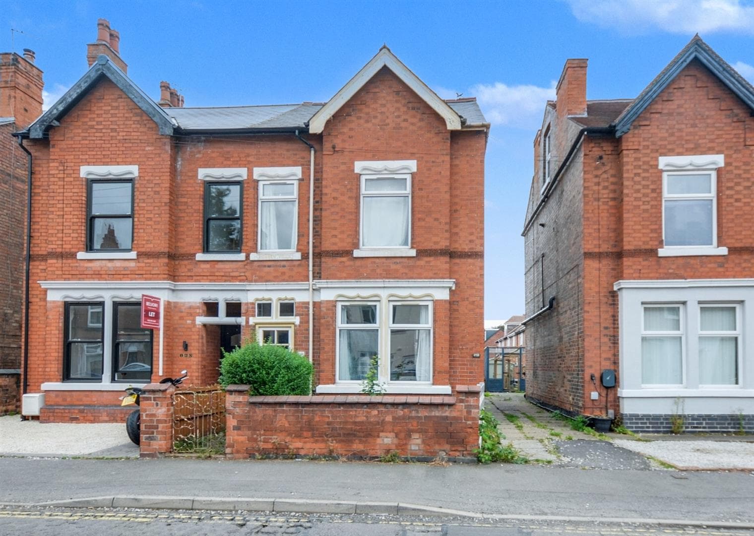 College Street, Long Eaton