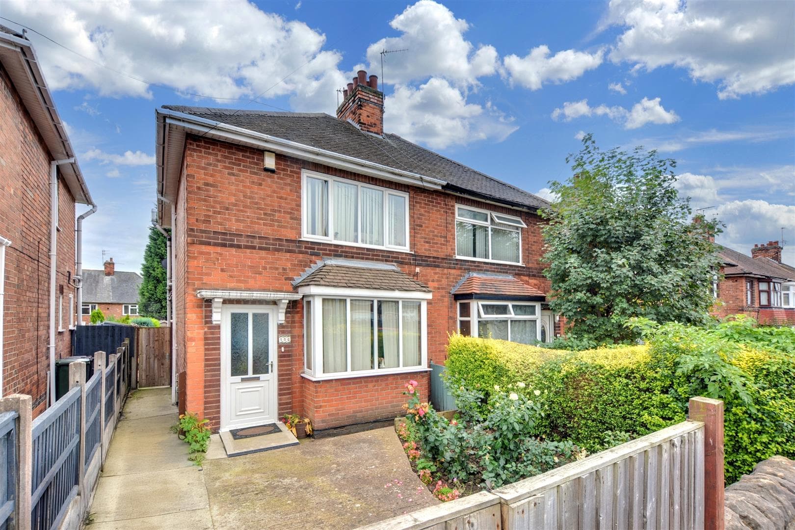 Ravenswood Road, Arnold