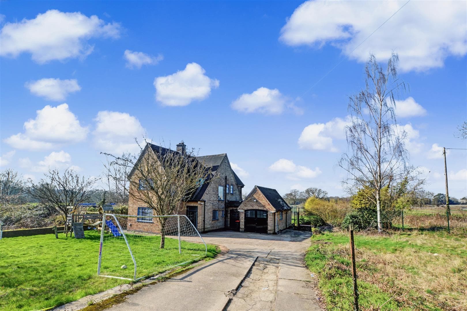 Coventry Lane, Bramcote, Nottingham