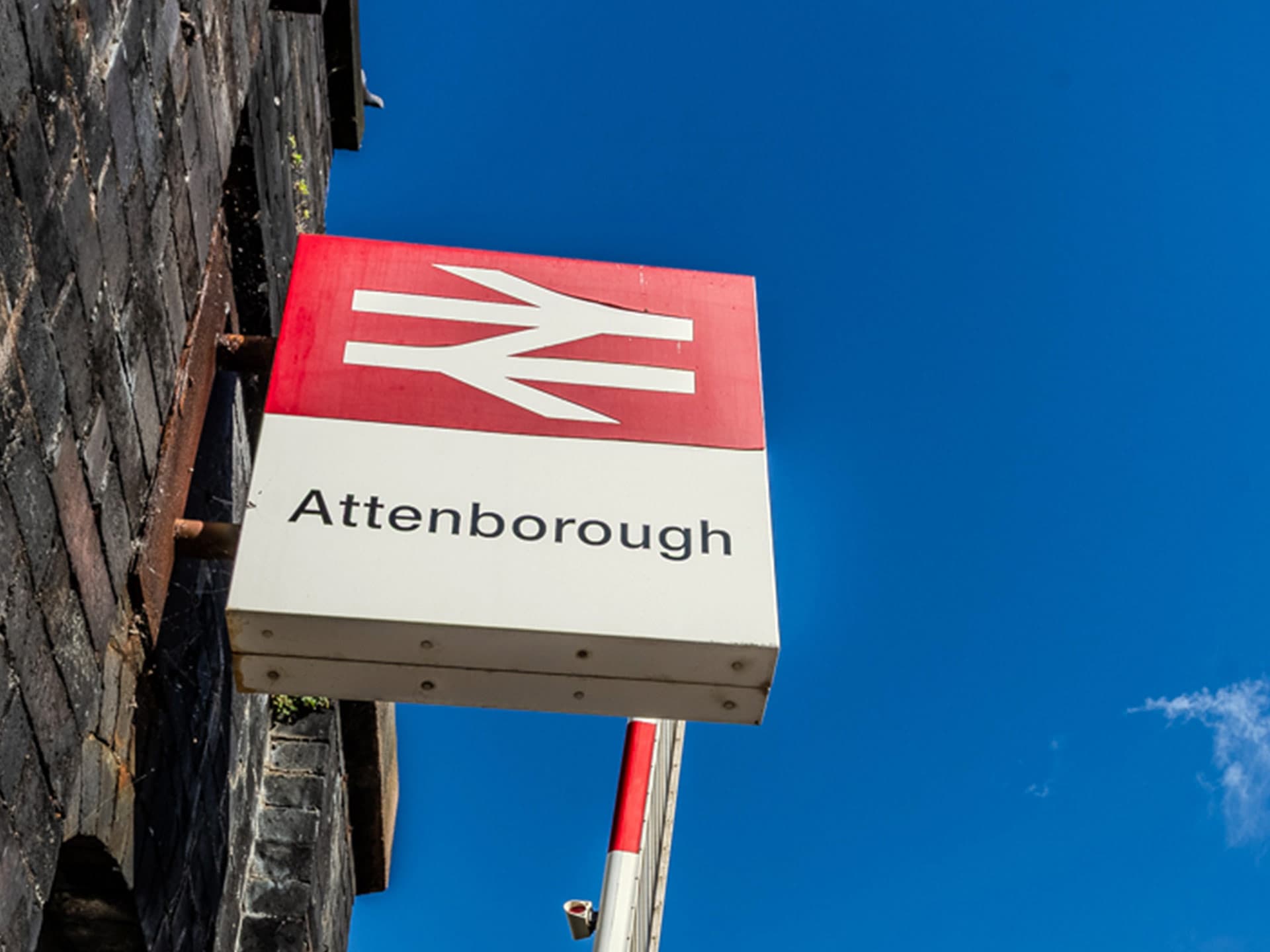 Transport in Attenborough