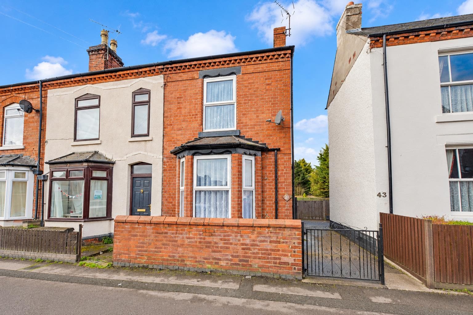 College Street, Long Eaton