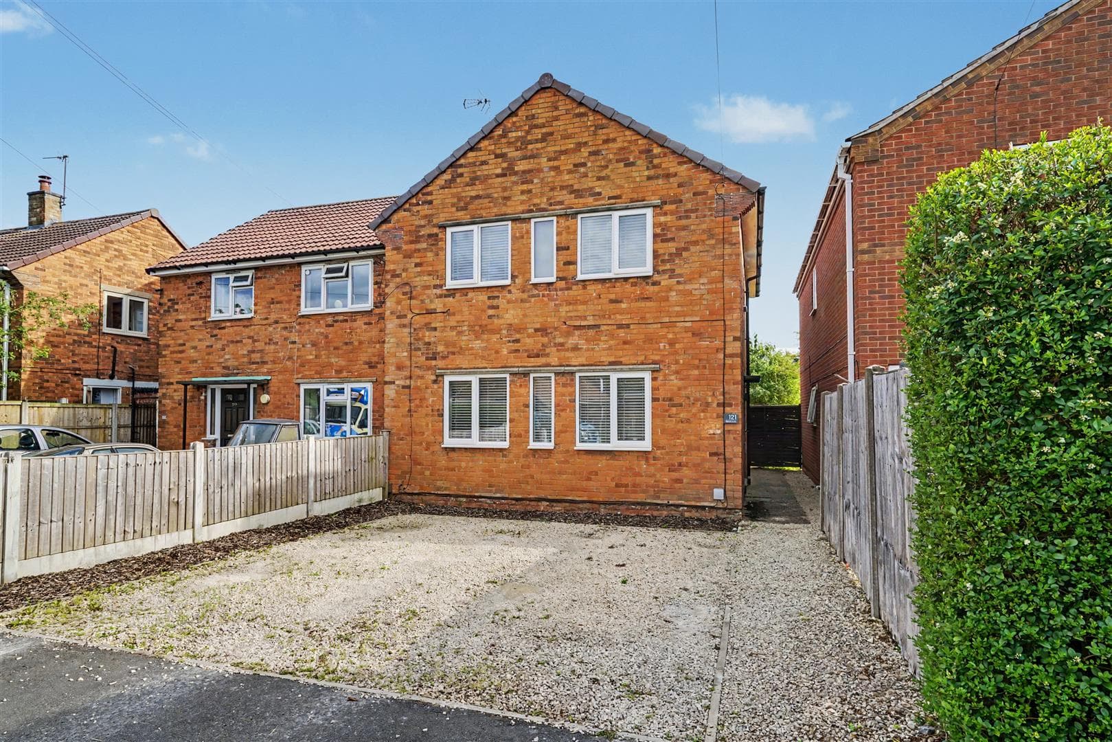 Briar Gate, Long Eaton