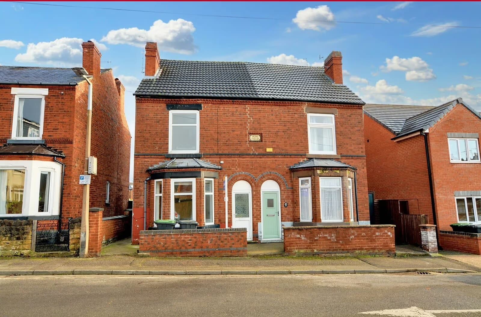 27 Cyril Avenue, Stapleford