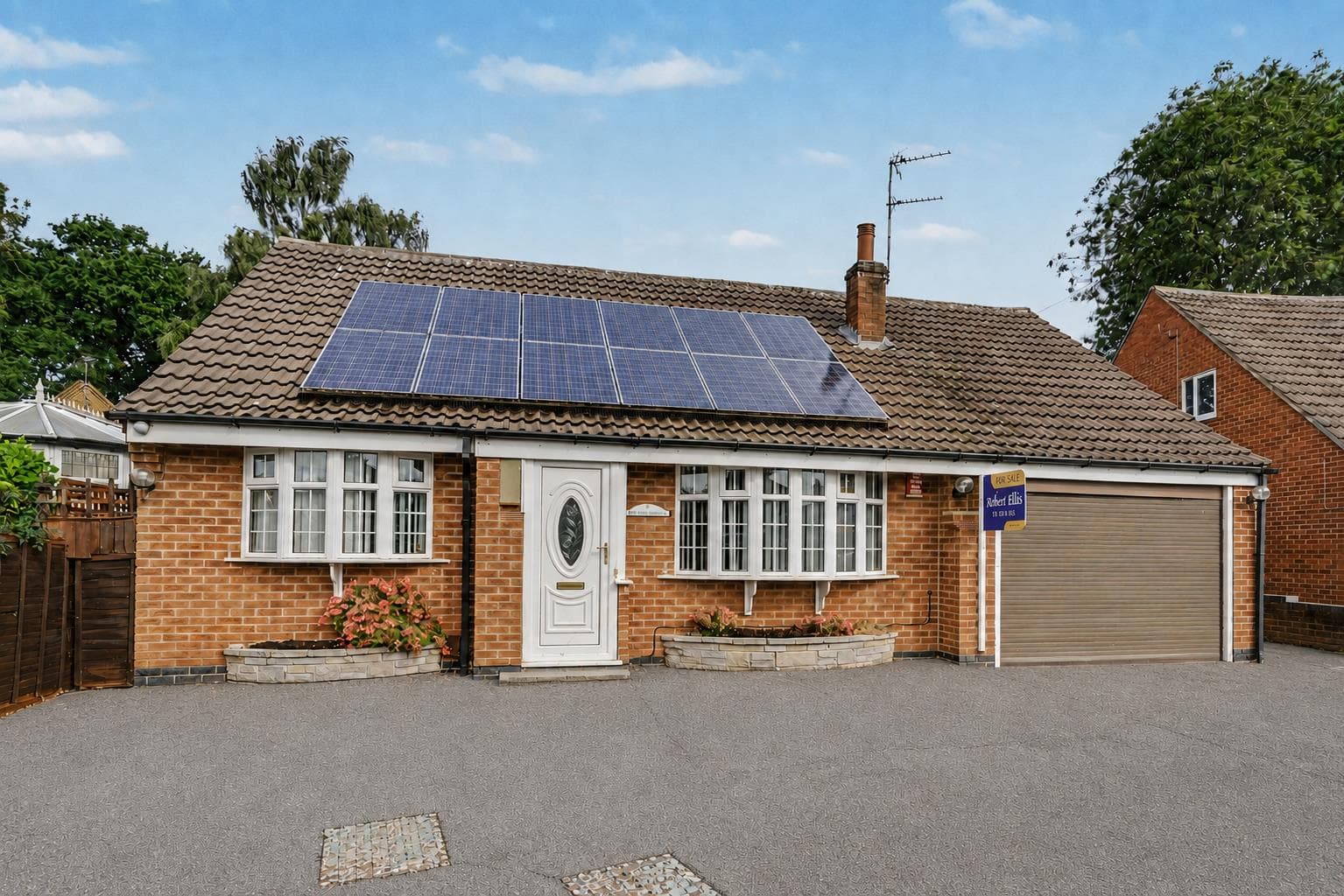 Katherine Drive, Toton