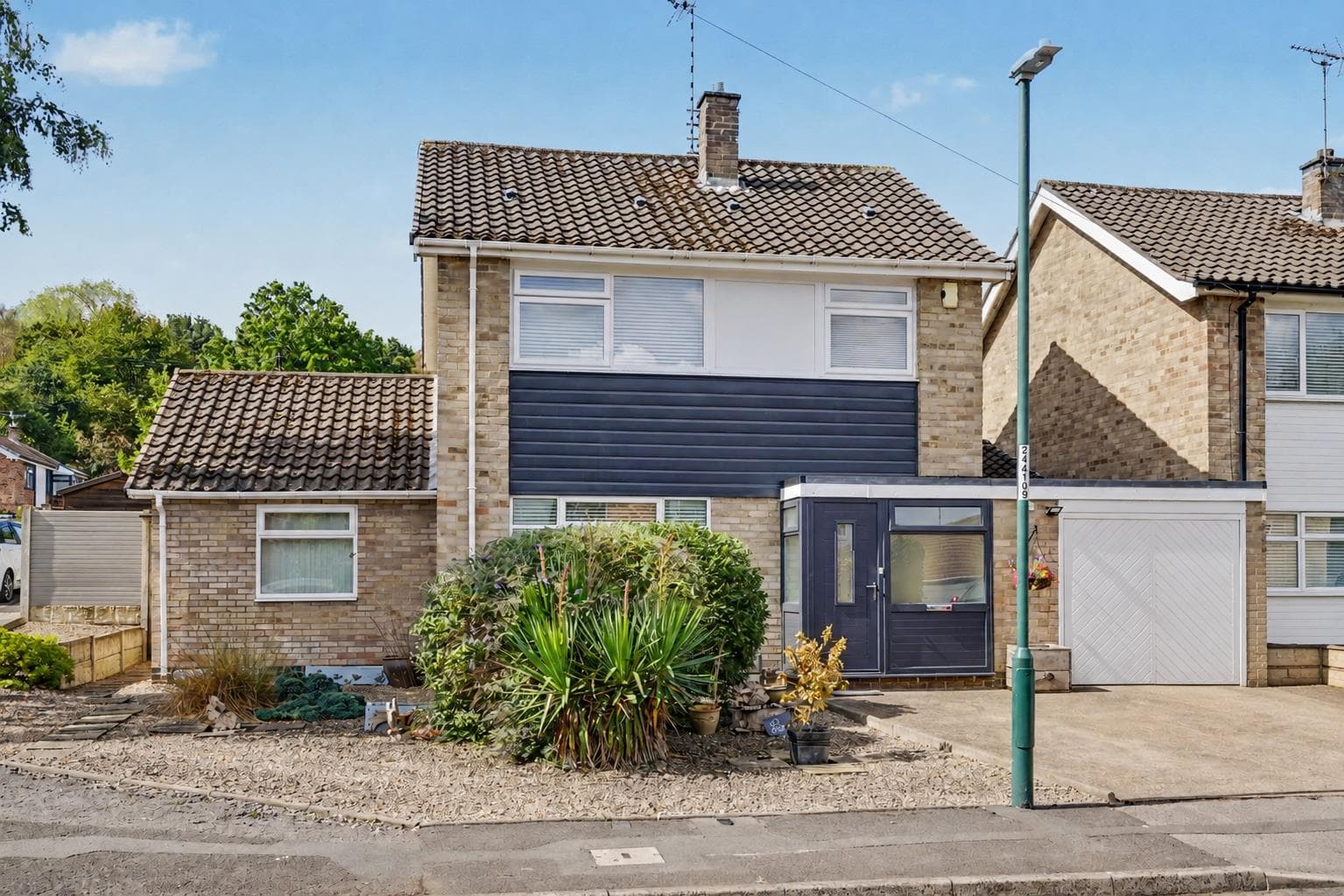 Appledore Avenue, Wollaton, Nottingham