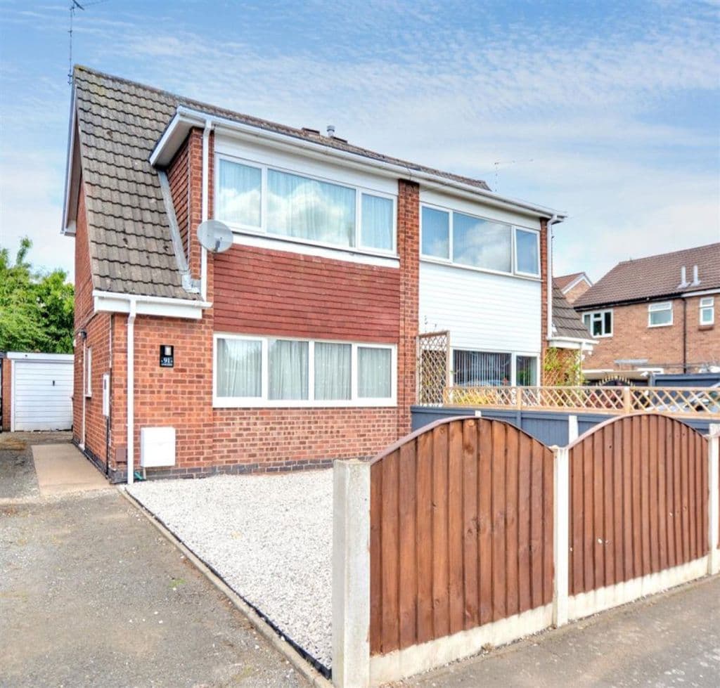 Lynden Avenue, Long Eaton, NG10 1AB