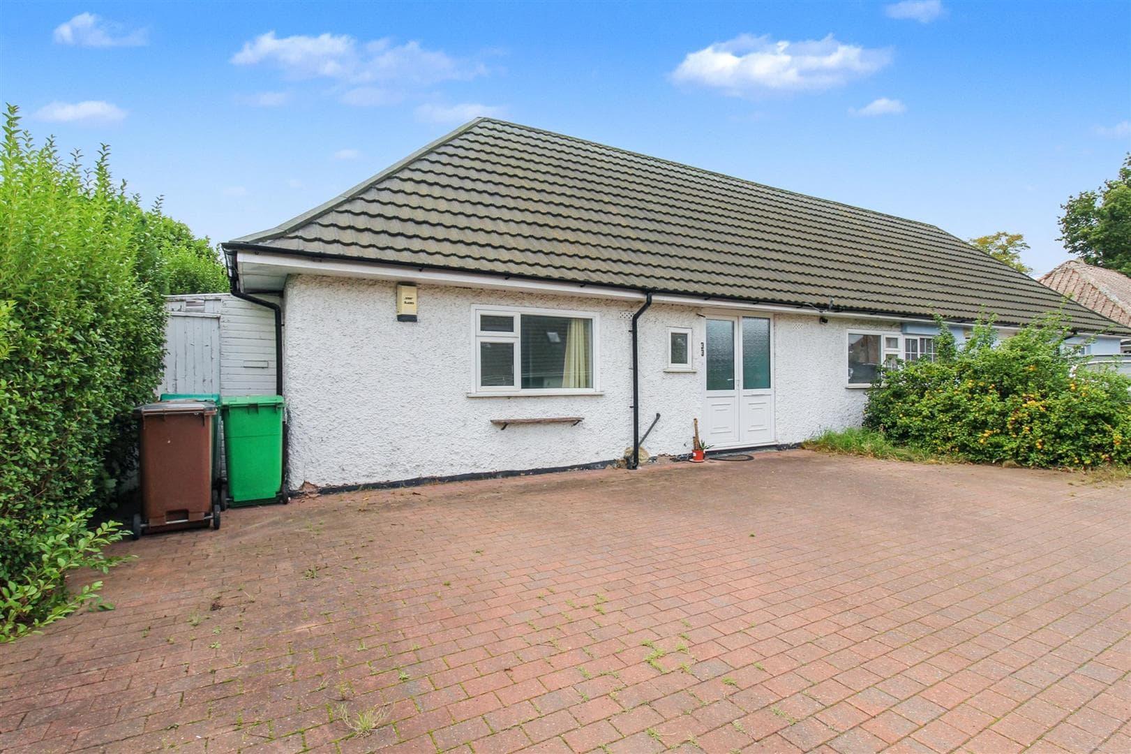 Dorket Drive, Nottingham, NG8 1AD